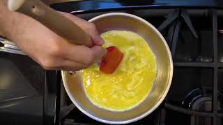 Scrambled Eggs Using Stainless Steel Pan [upl. by Etnovahs]