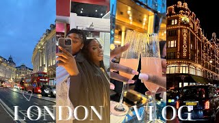 WEEKEND VLOG CITY BREAK À LONDRES ENTRE BFF SHOPPING BIRTHDAY RESTAURANTS FUN TIMES amp MORE… [upl. by Adlog]