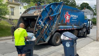 Republic Services Garbage Truck Packing Marlborough Trash [upl. by Thomasa]