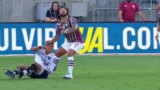 Lance do pisão de Marcelo em Matheus Martins em Fluminense x Botafogo [upl. by Jonie109]