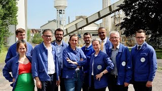 Loiret  Visite à lusine Duralex de Lucie Castets candidate NFP au poste de Première ministre [upl. by Enilram]