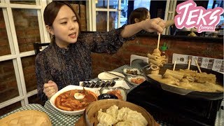 PROBANDO COMIDA CALLEJERA COREANA EN MÉXICO  VALE LA PENA   JEKS [upl. by Suertemed31]