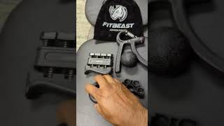 FitBeast Hand Grip Strengthener Get a bigger stronger forearm quotReviewquot fitbeast [upl. by Agni342]