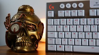 White Logitech G915 TKL with GL Tactile keys unboxing and overview [upl. by Giselbert850]