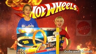 Hot Wheels Super 6in1 Track Set  Gabe amp Garrett Review [upl. by Aidil815]