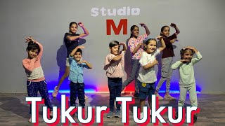 Tukur Tukur  Dilwale  Shah Rukh Khan  Kajol  Varun  Kriti  Studio M Dance Choreography [upl. by Colb]