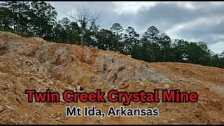 Twin Creek Crystal Mine  Pocket Dig [upl. by Seymour]