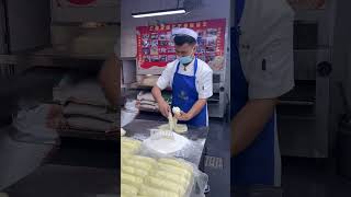 This guy’s Lanzhou Ramen skills are also great cooking food [upl. by Jeremie]