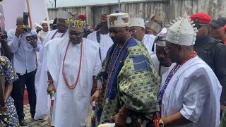 ROYAL DANCE STEPS AS OBA ONIRU OLOFIN ADIMULA OF ISHERI OLOFIN amp OTHERS DANCED TO LOCAL DRUMBEATS [upl. by Annairam]