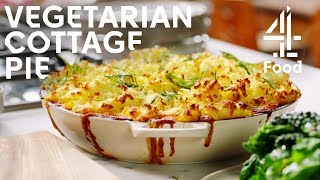 Jamie Olivers GameChanging VEGETARIAN Cottage Pie  Jamies MeatFree Meals [upl. by Mellar295]