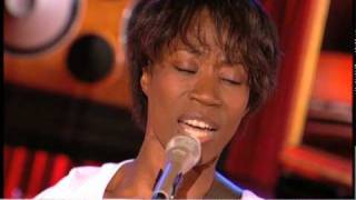 Rokia Traore sur Acoustic TV5Monde [upl. by Nylrem]