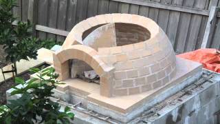 Building a woodfired pizza Oven [upl. by Uriah521]