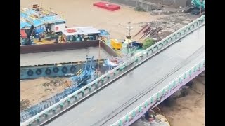 New updatesColliding barges on Marikina River hit Pasig bridge The bridge goes over Marikina River [upl. by Silenay]