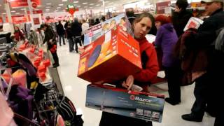 Black Friday shoppers go crazy in Utah [upl. by Nosdrahcir217]