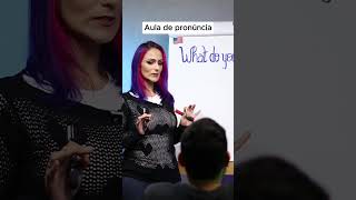 Pronunciando quotWhat do you doquot em Inglês  Teacher Elza [upl. by Llyrrad]