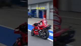 Sparks and debris were flying at the beginning of lap shortmotorcycleofinstagram motorcycleracing [upl. by Uda]