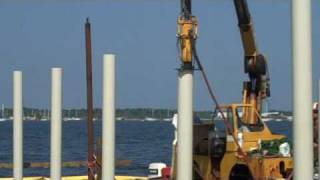 Vibrating Hammer on TuffDock Pilings at Parrish Park Florida [upl. by Ayouqat]