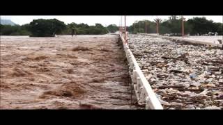 Coyuca de Catalán antes y durante la inundacion Puente Miguel Aleman [upl. by Ecirtel]