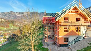 Das Dach ist drauf 😍 Hausbau im Hang in den österreichischen Alpen 🏠  Nr 26 [upl. by Saks]