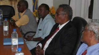 Madaxweynaha Puntland oo ka hadley safarkiisa 18 Nov2009 [upl. by Eilerua]