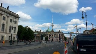 Der 100er Bus in Berlin [upl. by Adlai804]