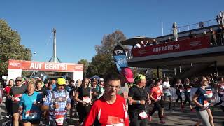 33 Generali München Marathon 2018  Start Gruppe E  Staffellauf  Coubertinplatz Olympiapark [upl. by Wileen175]