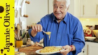 Real Spaghetti Carbonara  Antonio Carluccio [upl. by Strohl]