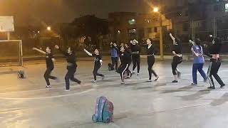 Preparando la coreografía de la Contradanza por el CC Kallpachay Perú 2019 [upl. by Frankie]