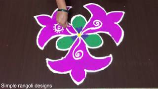 Easy Muggulu Designs With Dots 7 Se 4 Flower  Colours Kolams Rangoli Kaise Banai Jati Hai [upl. by Gerianna]