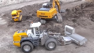 RC construction site cleaning by a Liebherr RC machine [upl. by Leonie]