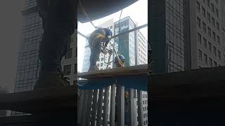 Dismantling na ulet constructionlife shortvideo scaffolder [upl. by Nire851]