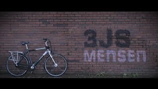 3JS  Mensen Officiële Videoclip [upl. by Narmis]