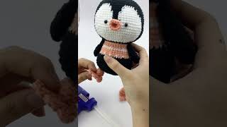 amigurumi Flurry The Penguin  5 Crocheting for Beginners Ella Threadwell beginnercrochet [upl. by Brackett387]