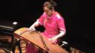 Chinese traditional music by Liu Fang on guzheng 古筝曲 寒鴉戲水 劉芳古箏獨奏 [upl. by Airekahs932]