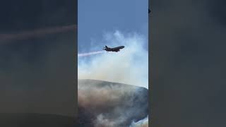 Drop fire retardant on east end of Mountain Fire fire Mountainfire airtanker ruallife [upl. by Shivers751]