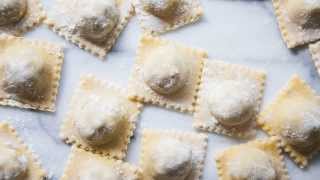 How to Make Homemade Ravioli Pasta [upl. by Mady]