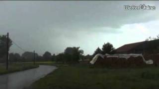 Kräftige Gewitter in Süddeutschland  In kurzer Zeit 40 Liter Regen [upl. by Harrus]