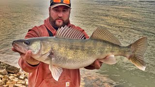 Walleye Fishing below a Giant Ohio River Dam [upl. by Kaila]