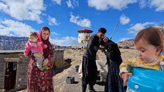 Documentary about the nomadic family Khosrows helping his mother [upl. by Madigan630]