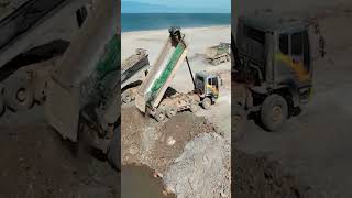 Operator paving the beach by komatsu excavator D41p parte 01 shorts [upl. by Arramas]