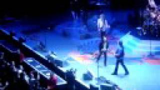 Journey with Arnel Pineda  Dont Stop Believin  Las Vegas [upl. by Magnum134]