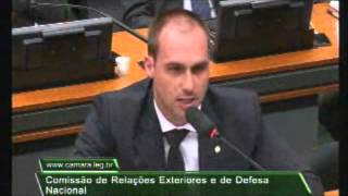 EDUARDO BOLSONARO QUESTIONA MINISTRO DA DEFESA SOBRE PÉSSIMOS SALÁRIOS DAS FFAA [upl. by Odirfliw191]