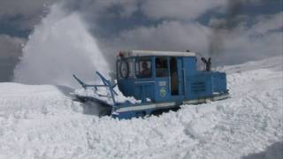 Schneeräumung am Großglockner 2009 [upl. by German994]