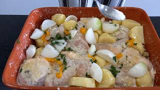 RECEITA DE FRANGO NO FORNO COM MAIONESE amp BATATAS SIMPLES E DELICIOSO [upl. by Amari19]