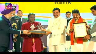 President Droupadi Murmu presents the Swachh Survekshan Awards2023 at Bharat Mandapam [upl. by Aicnatsnoc]