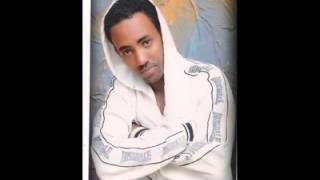 Shukri Jemal  Waatu Waatu Jira New Oromo Music 2013 [upl. by Sosna]