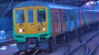 Thameslink Class 319s At Bedford  Monday 14th December 2015 [upl. by Odnamla]