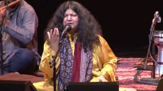 Abida Parveen in concert Yaar ko Hamne ja Baja Dekha [upl. by Ainad]