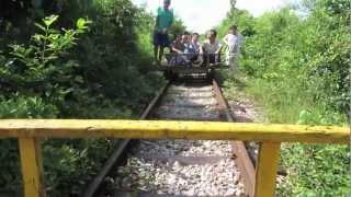 Cambodge le train bambou [upl. by Namia461]