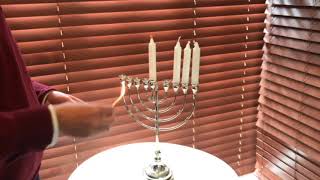 How to light the Menorah by Rabbi Kauffman [upl. by Ynnob]